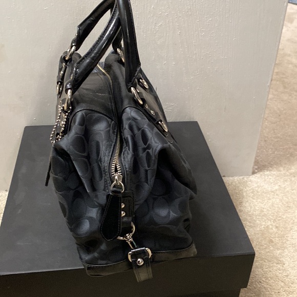 Coach large Madison bag euc f15669 - Picture 4 of 9